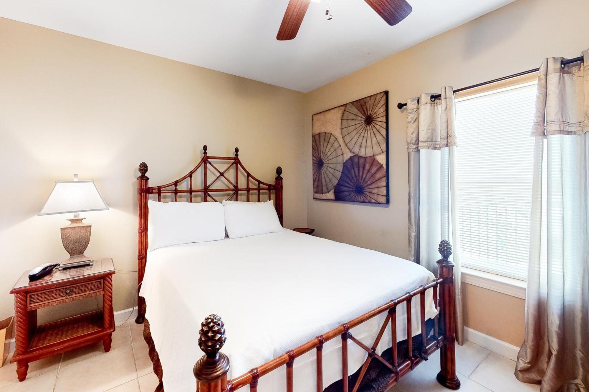 Admirals Quarters Villa Orange Beach Room photo