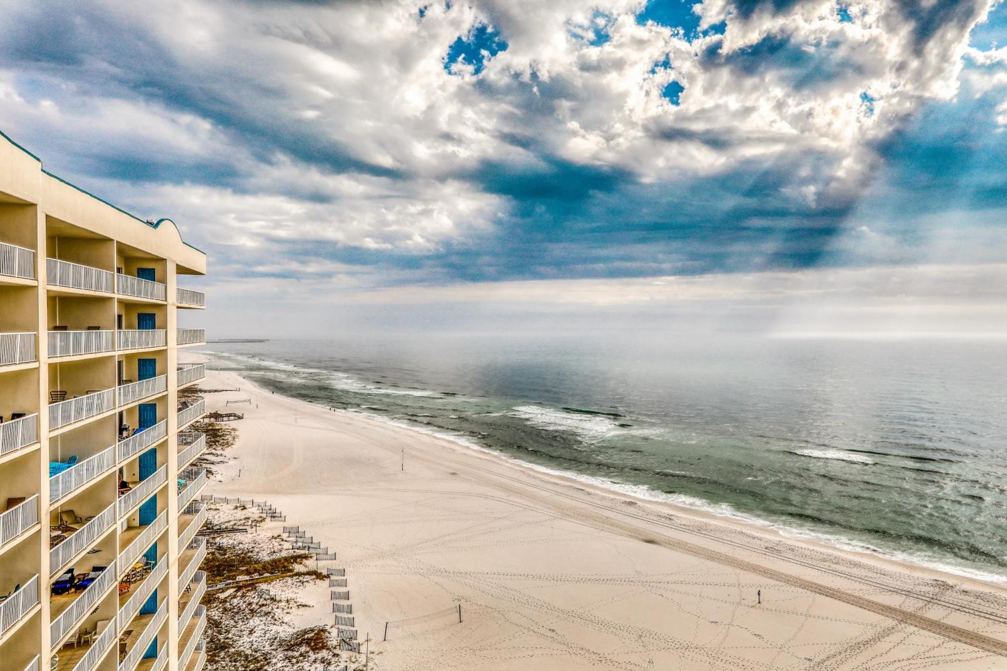 Admirals Quarters Villa Orange Beach Room photo
